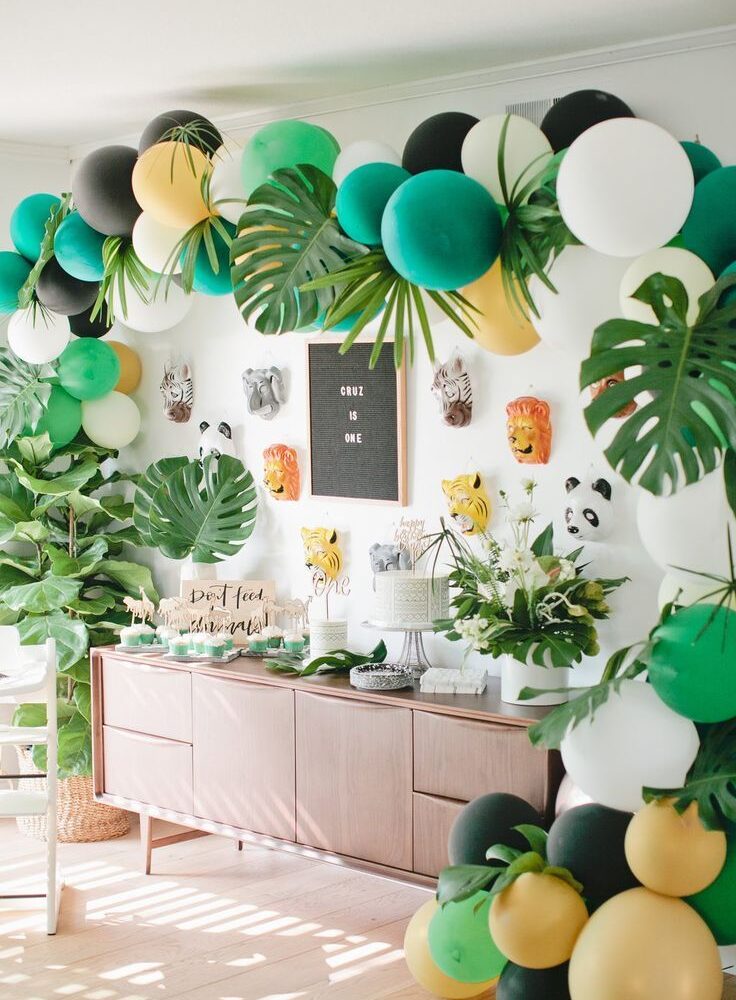The best little jungle 1st birthday party thrown by Jacquelyn Kazas of Beijos Events for her son Cruz, tropical at it's best for boys!