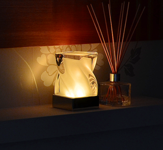 WaveGL ( IB-MP03 )_Curve-F-cordless-lamp-set-of-2-rechargeable-LED-battery-operated-remote-controlled-15