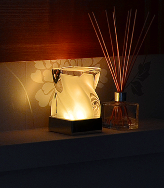 WaveGL ( IB-MP03 )_Curve-F-cordless-lamp-set-of-2-rechargeable-LED-battery-operated-remote-controlled-15